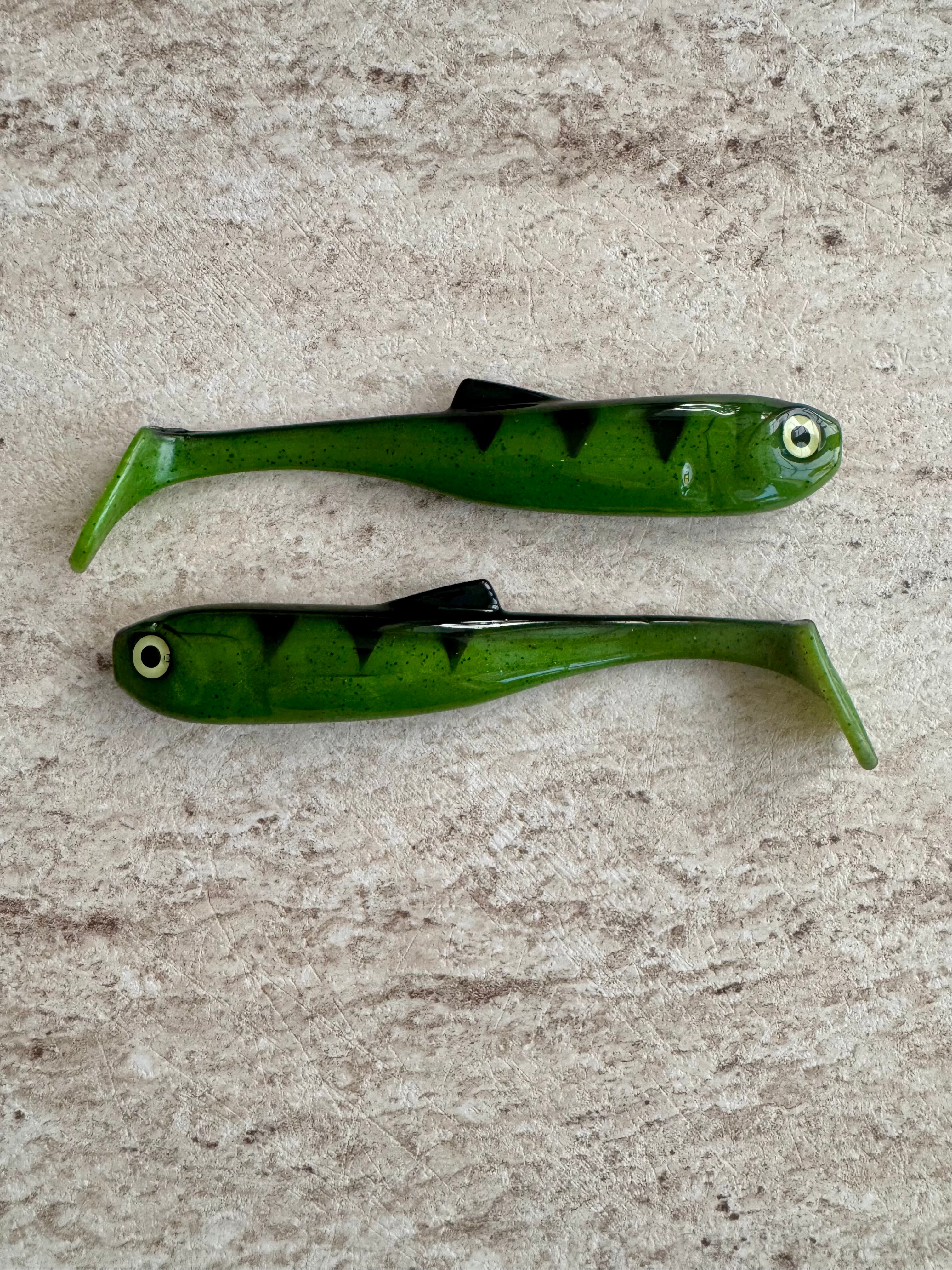 Nestro Shad 15cm 2-pack (Green Tiger)